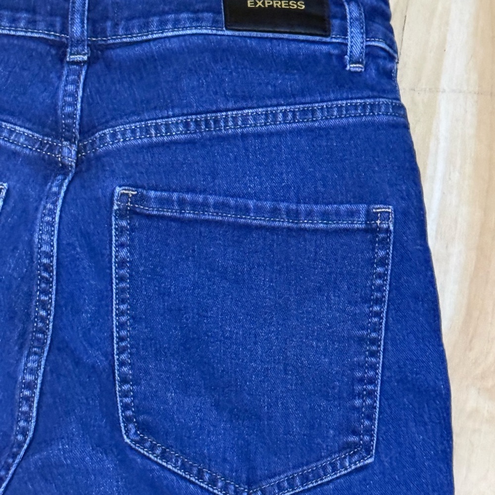 Express High Rise Ripped Indigo Jeans - Picture 6 of 8